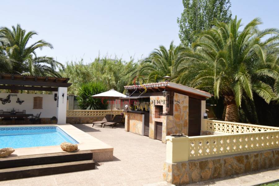 Sale - Villa - Jalon Valley - Campo