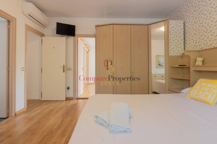 Venta - Villa - Albir