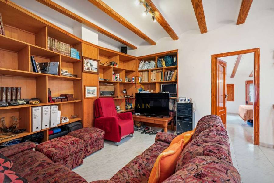 Sale - Semi-Detached Villa - Teulada