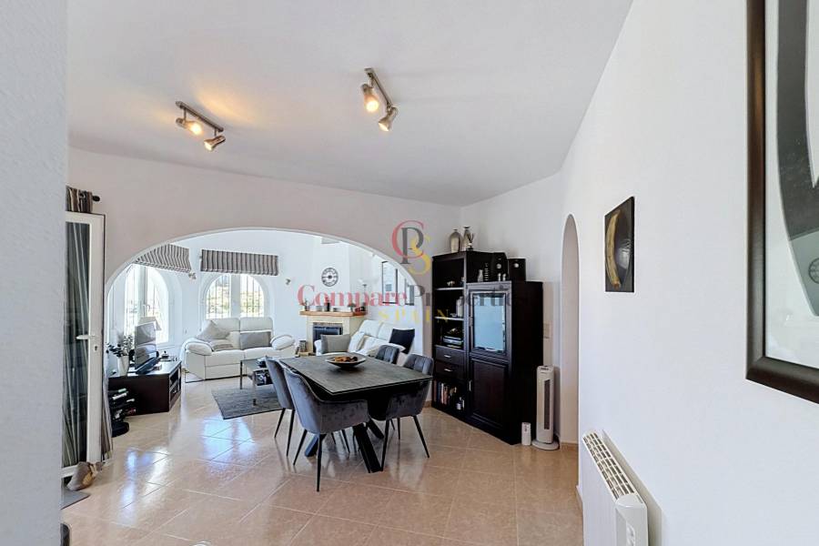 Sale - Villa -  - Kalmias