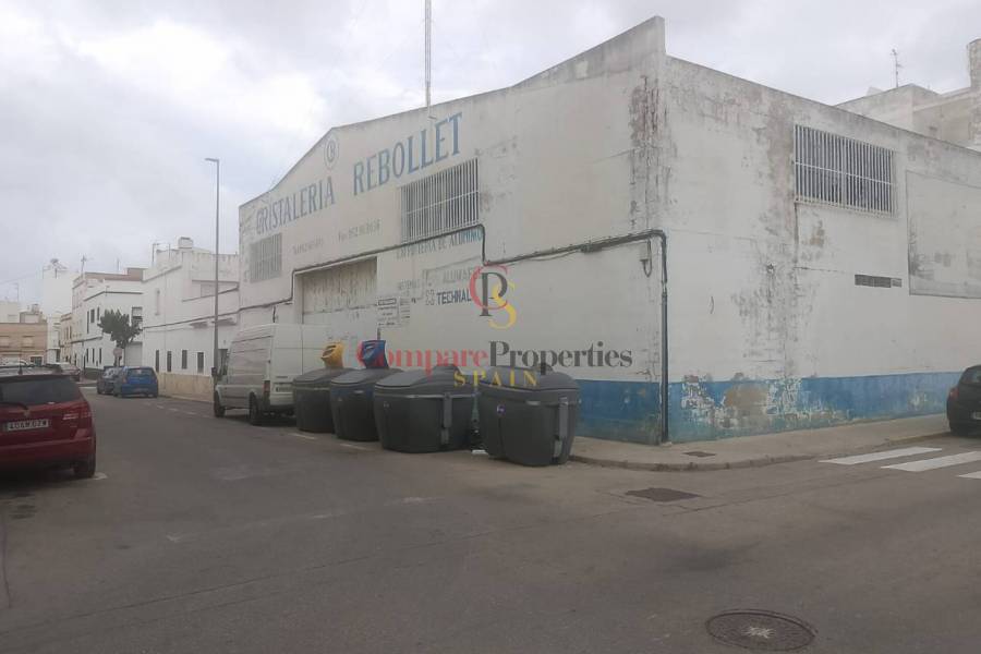 Sale - Apartment - Oliva - 