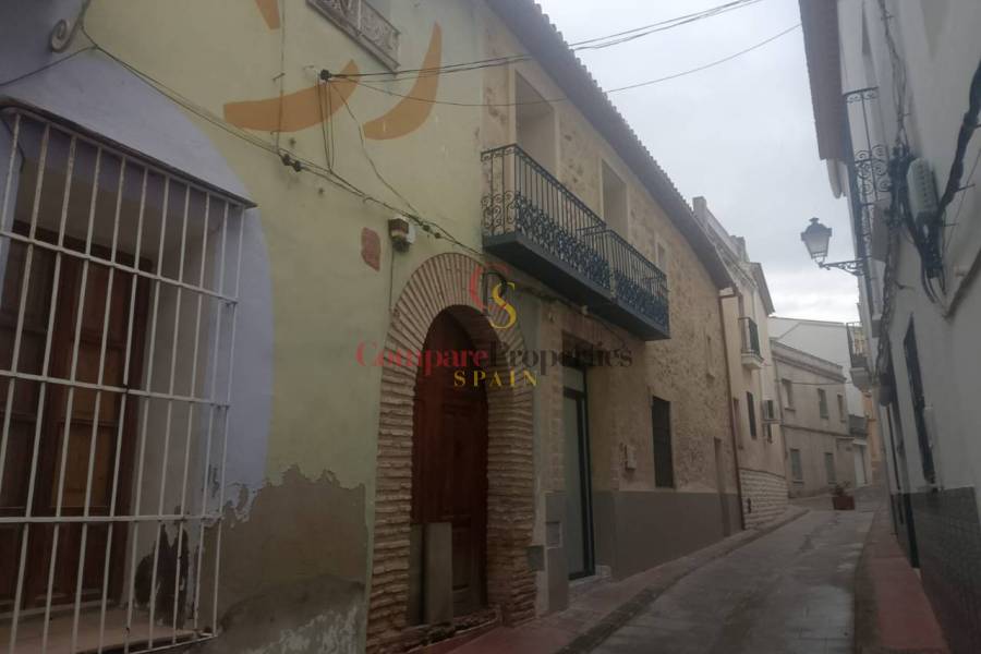 Sale - Apartment - Ador - 
