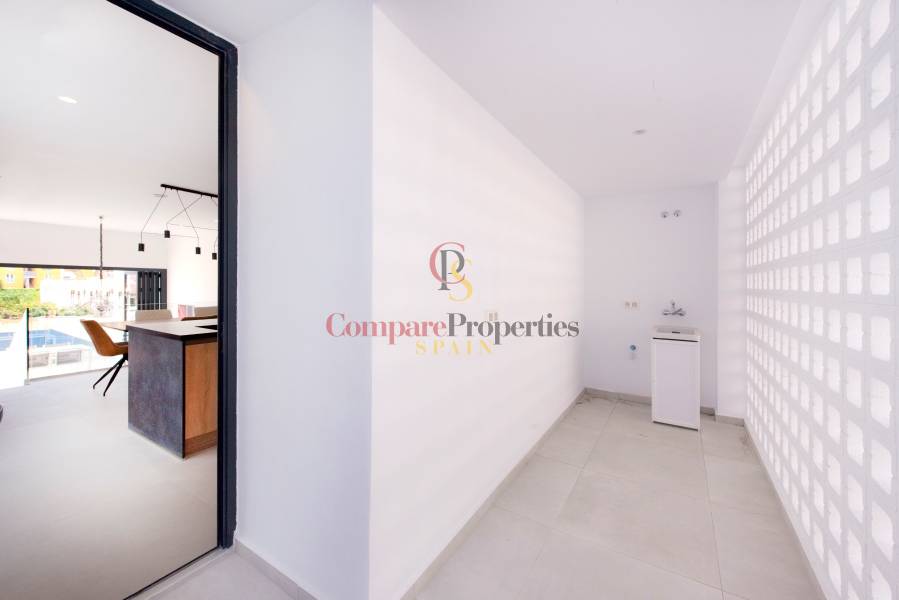 Venta - Villa - Albir