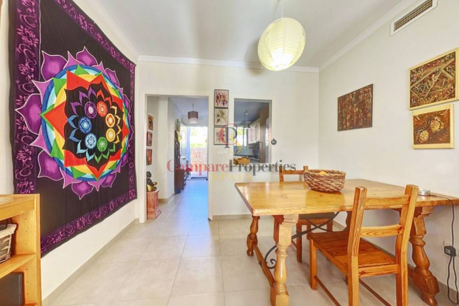 Sale - Apartment - Jesús Pobre