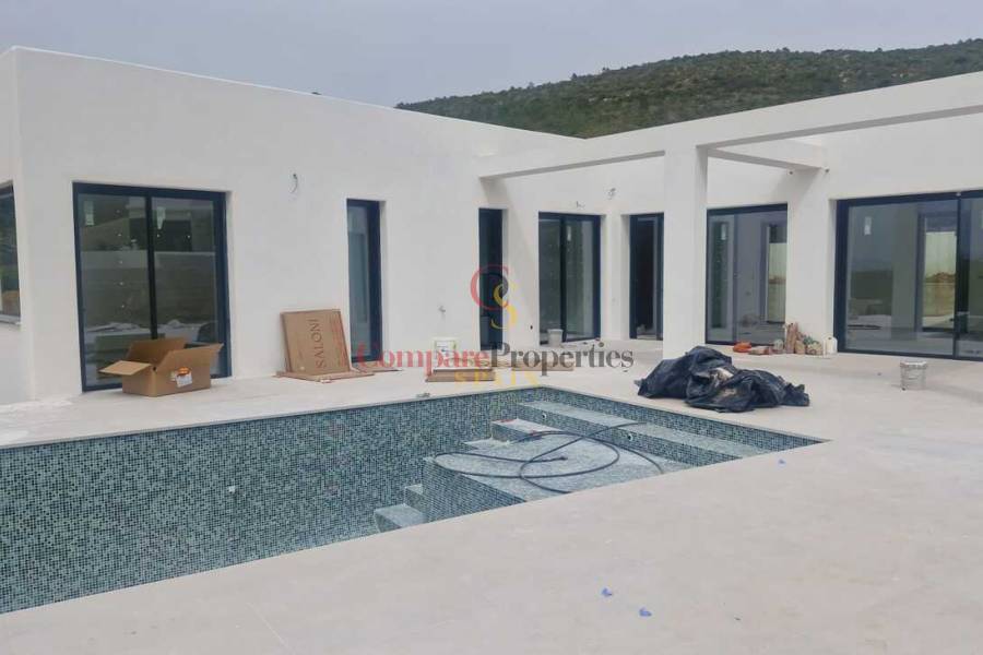 Sale - Villa - Jávea