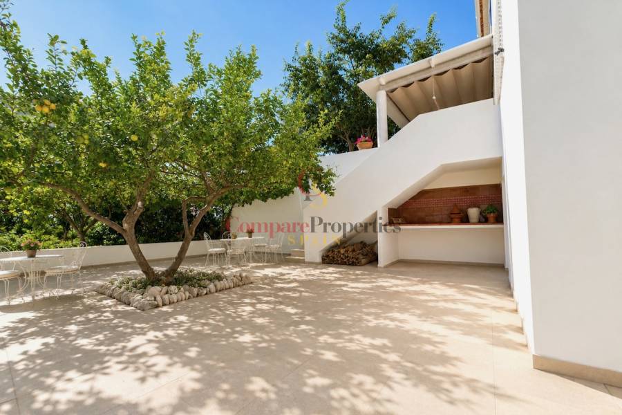 Sale - Villa -  - Casco Urbano