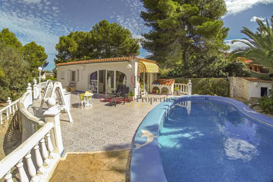 Sale - Villa - Dénia