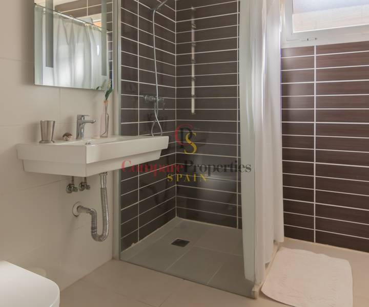 Venta - Villa - Albir