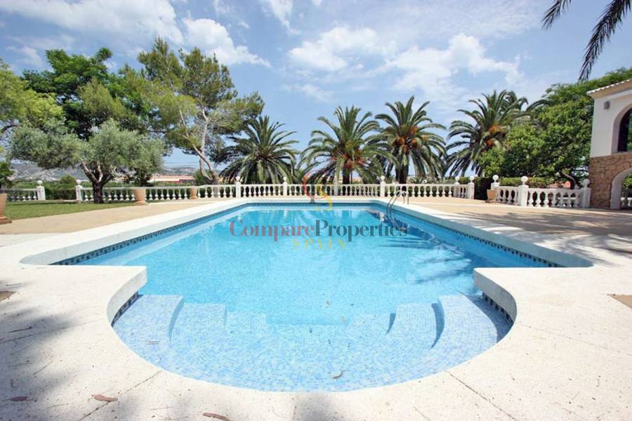 Sale - Villa - Jávea