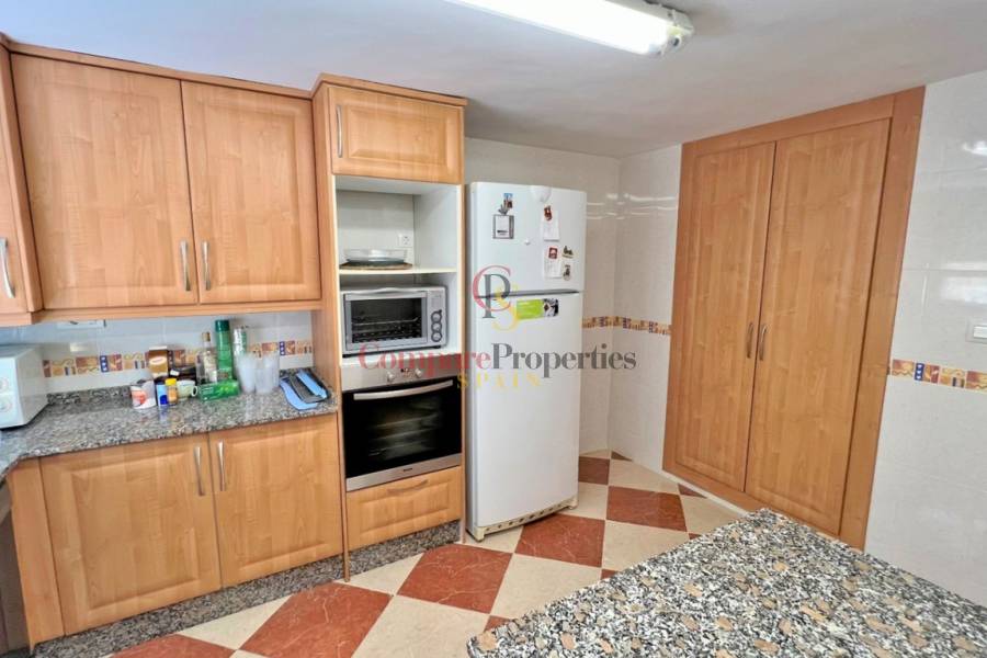 Sale - Villa - Dénia