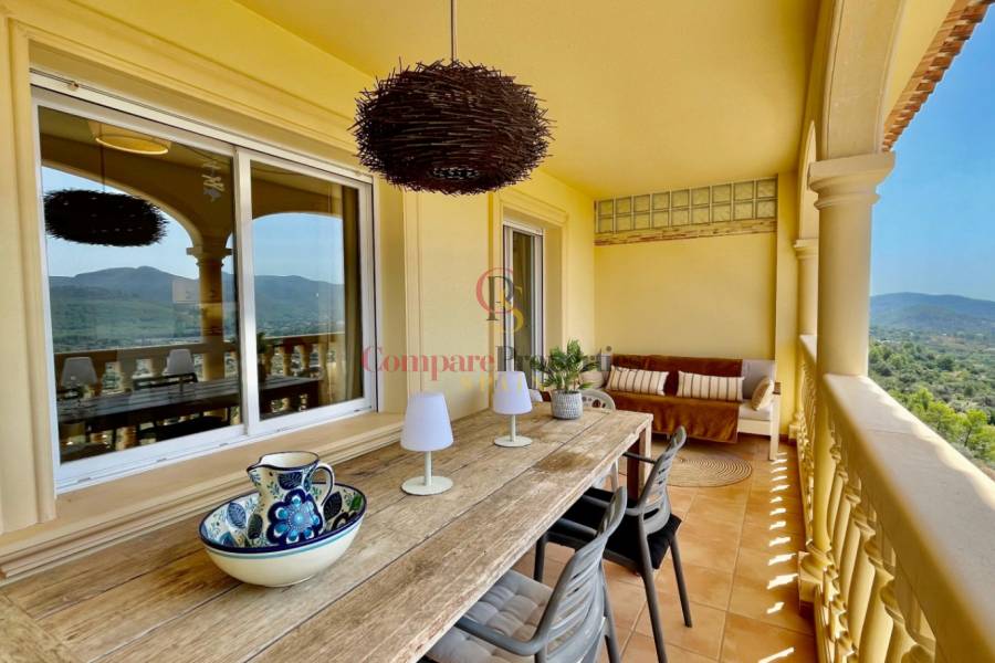 Sale - Townhouses - Jalon Valley - Urbanización