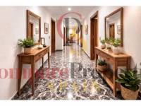 Sale - Apartment - Oliva - 