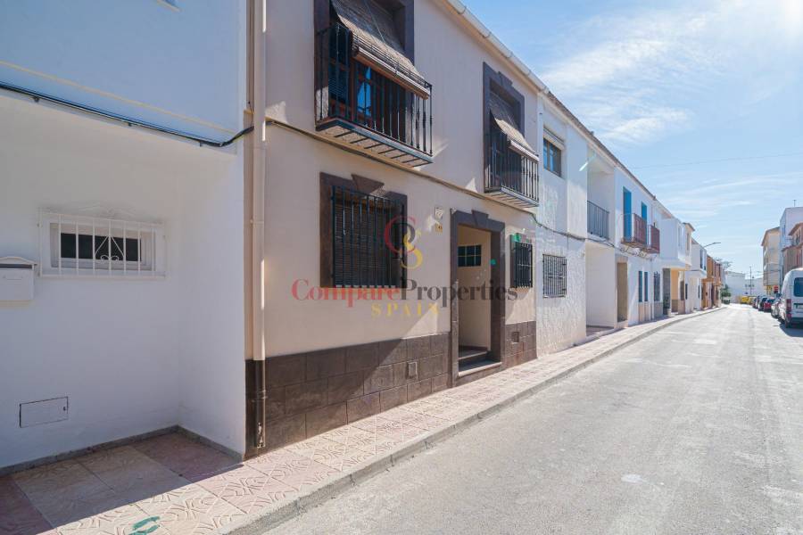 Verkauf - Townhouses - Teulada - Casco Urbano