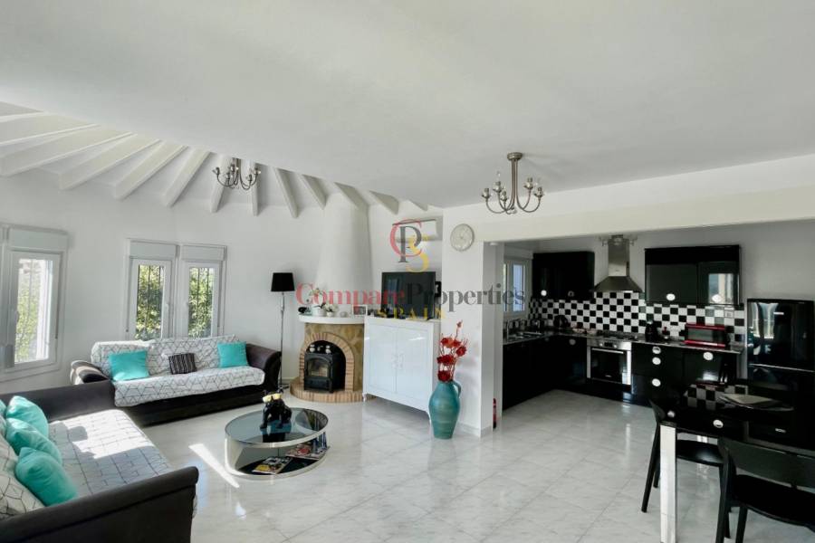 Sale - Villa - Jalon Valley - Valley / Urbanización