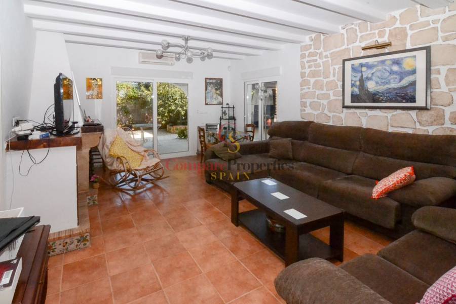 Verkoop - Villa - Dénia - Las Rotas