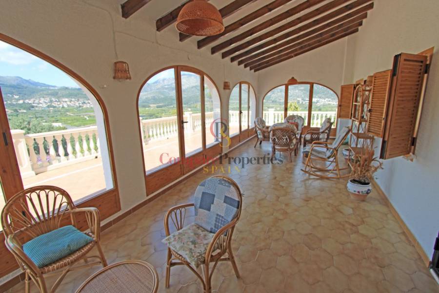 Verkoop - Villa - Orba Valley - Orba