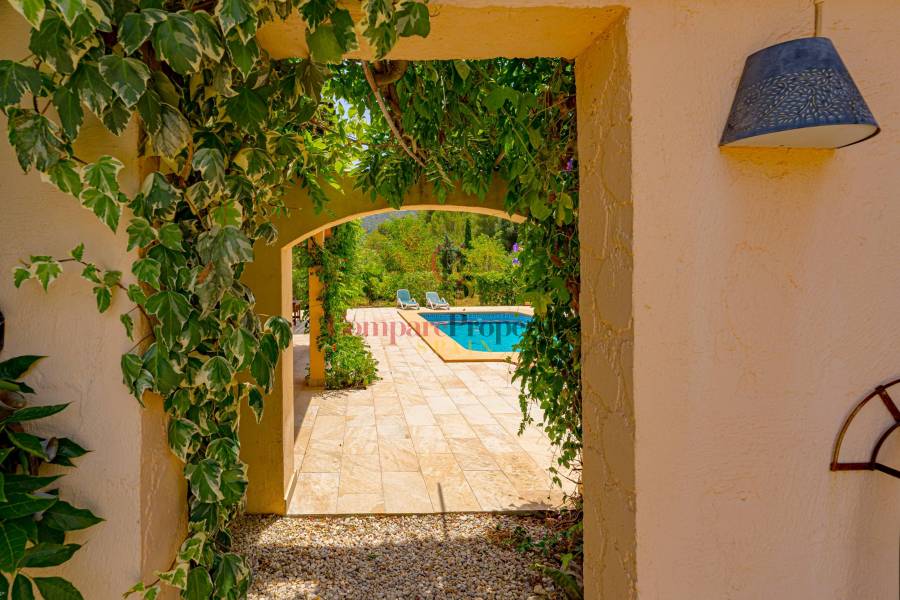 Sale - Villa - Jalon Valley - Comunidad valenciana