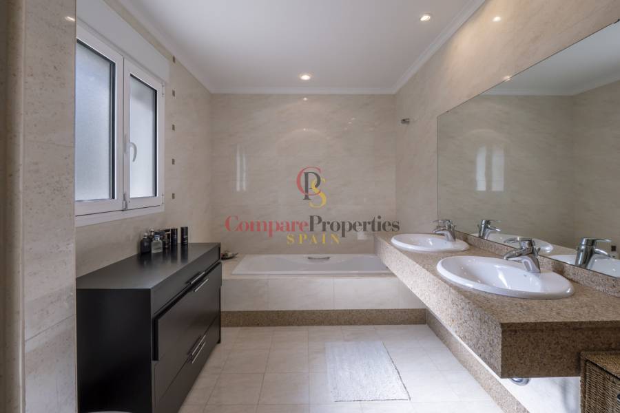 Verkoop - Villa - Jávea - Píver