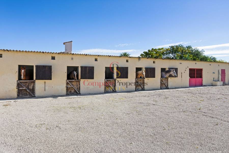 Verkoop - Villa - Dénia - Periferia