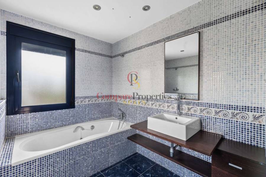 Sale - Villa - Calpe