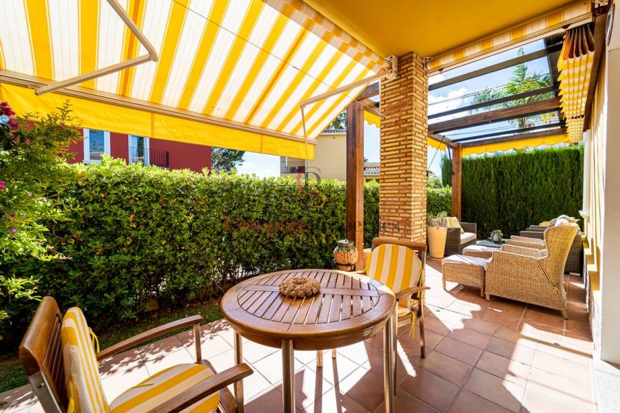 Sale - Villa - Dénia - Montgo