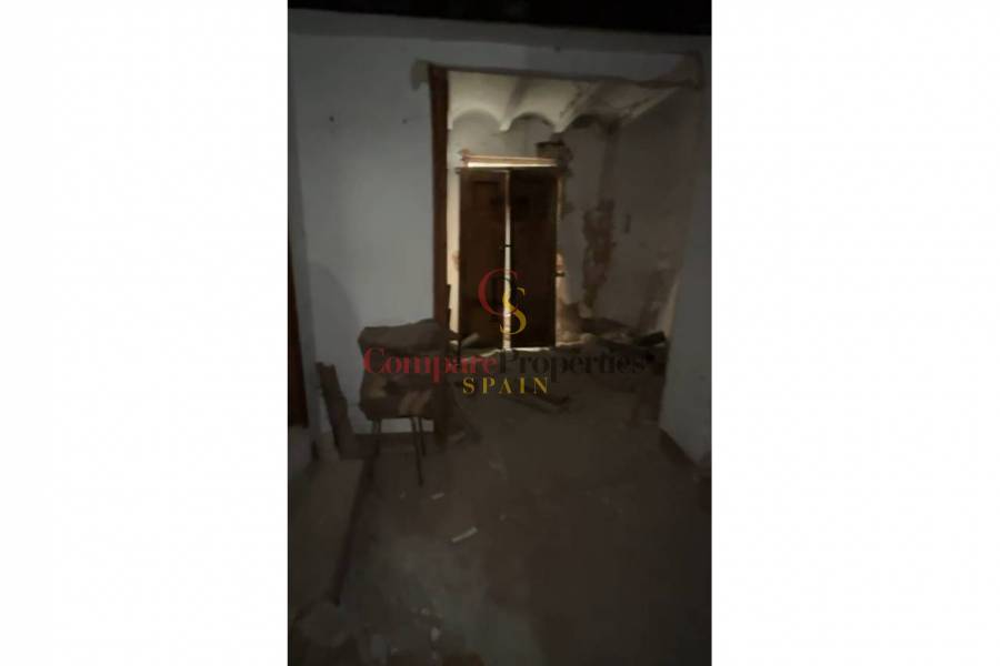 Sale - Apartment - Oliva - 