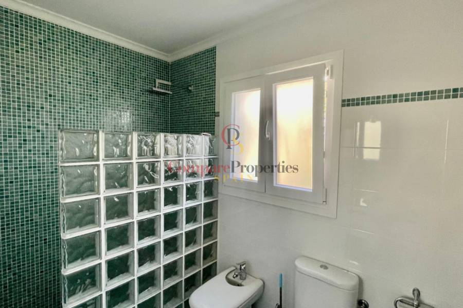 Sale - Villa - Jalon Valley - Valley / Urbanización