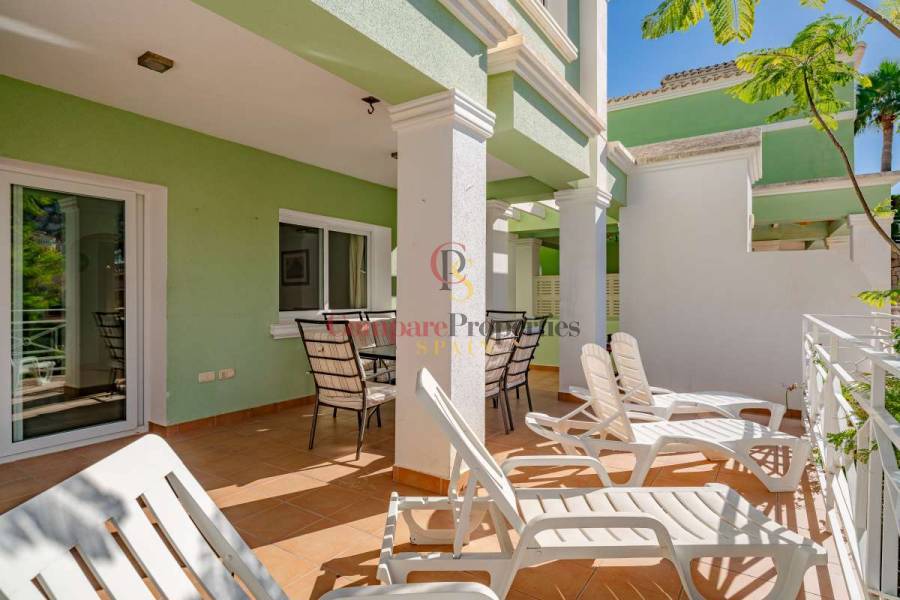 Sale - Townhouses - Calpe