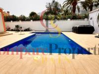 Sale - Villa - Dénia - Montgo