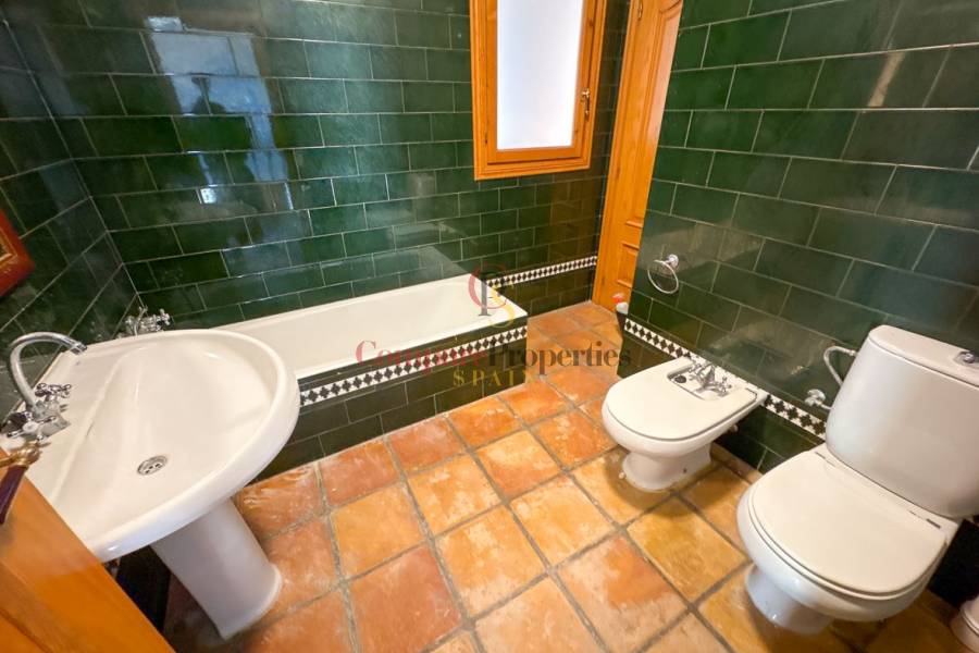 Sale - Villa - Dénia - Montgo