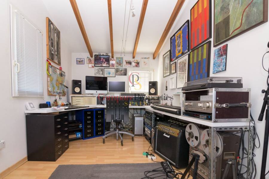 Sale - Villa - Jesús Pobre - Periferia