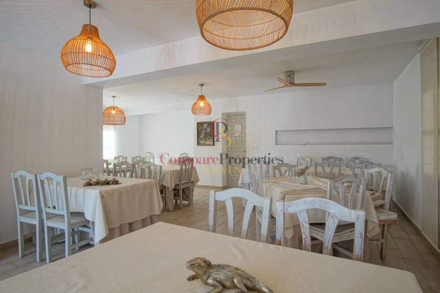 Venta - Villa - Dénia