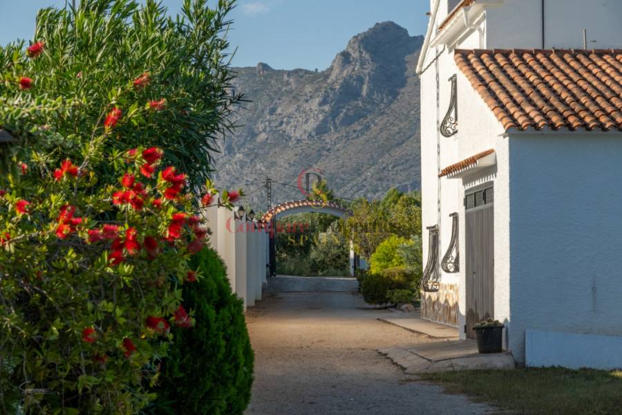 Venta - Villa - Jalon Valley - Campo