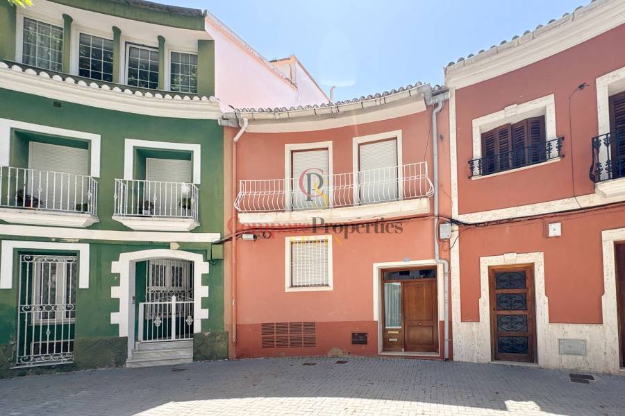 Sale - Townhouses - Dénia - Casco antiguo