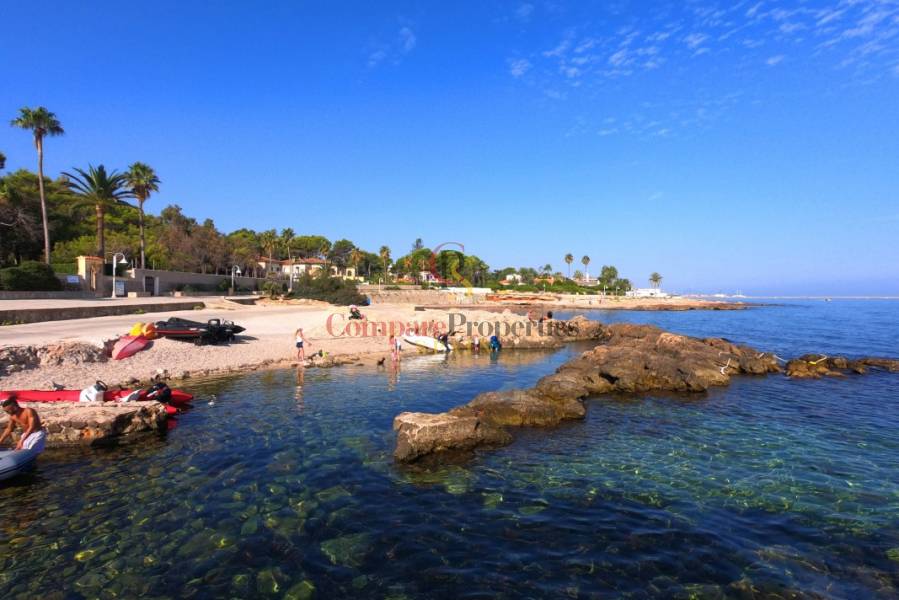 Sale - Villa - Dénia - Las Rotas