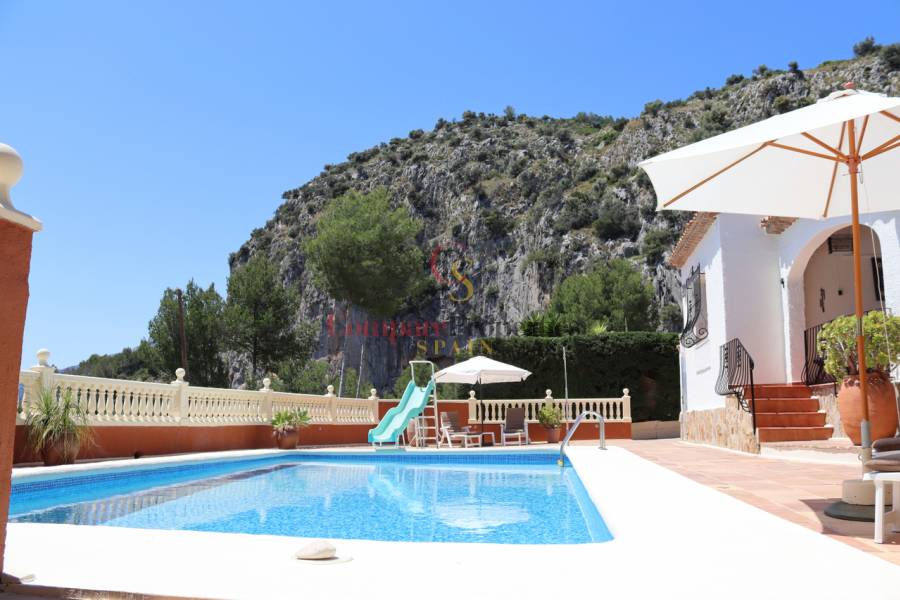 Sale - Villa - Jalon Valley - Alcalali