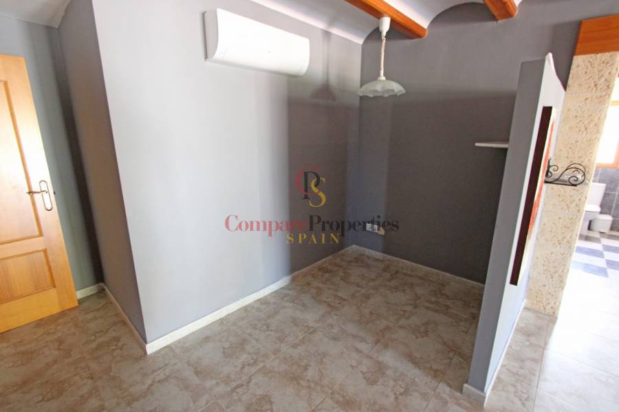 Verkoop - Villa - Orba Valley - Orba