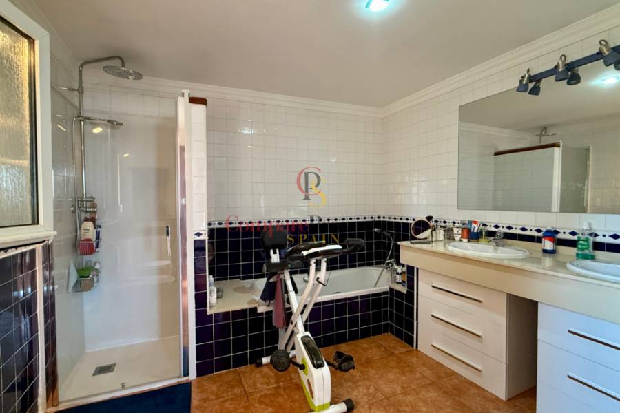 Sale - Villa - Dénia - 