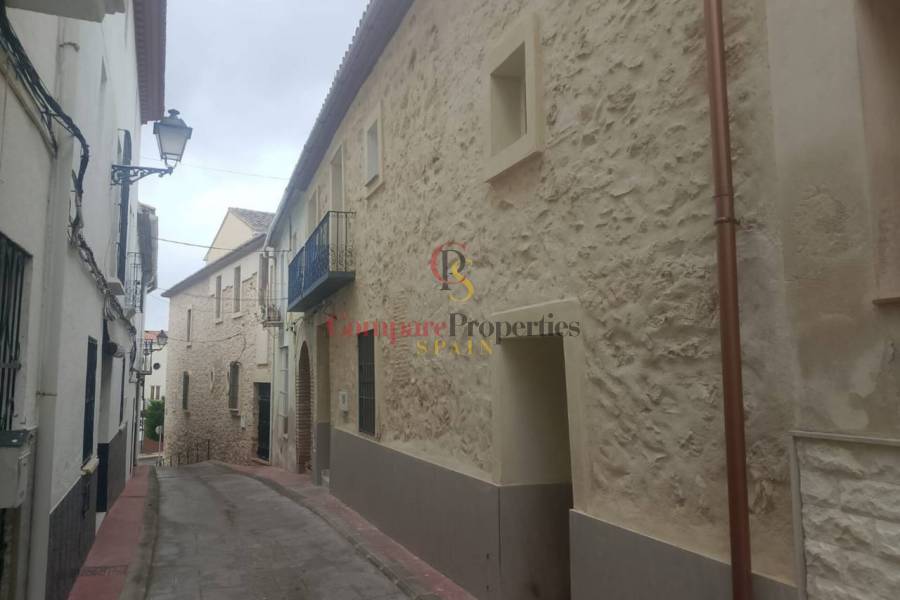 Sale - Apartment - Ador - 