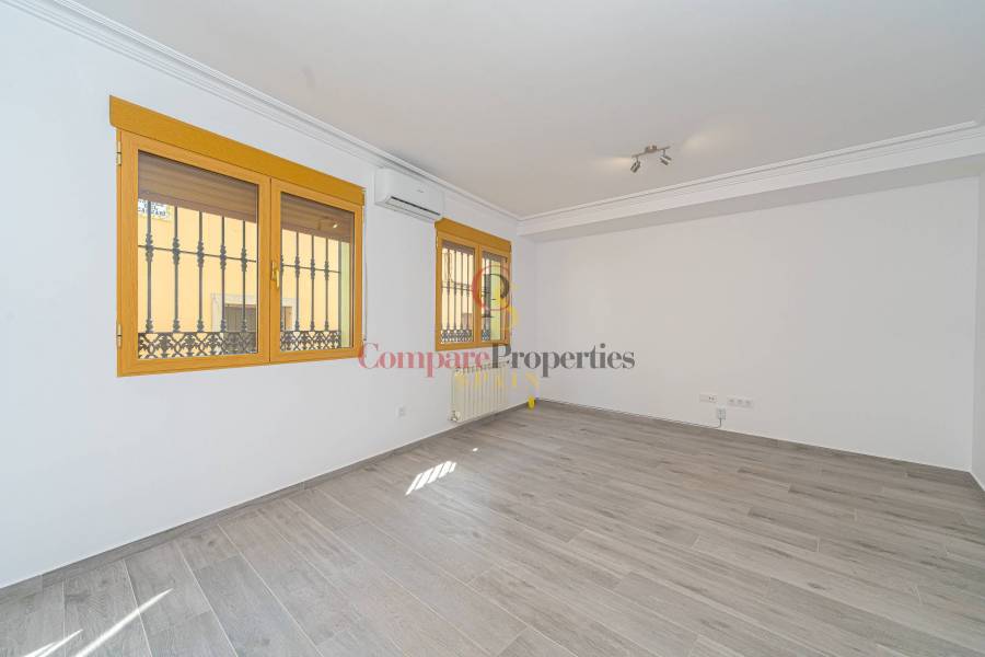 Vente - Villa - Jalon Valley - Centro