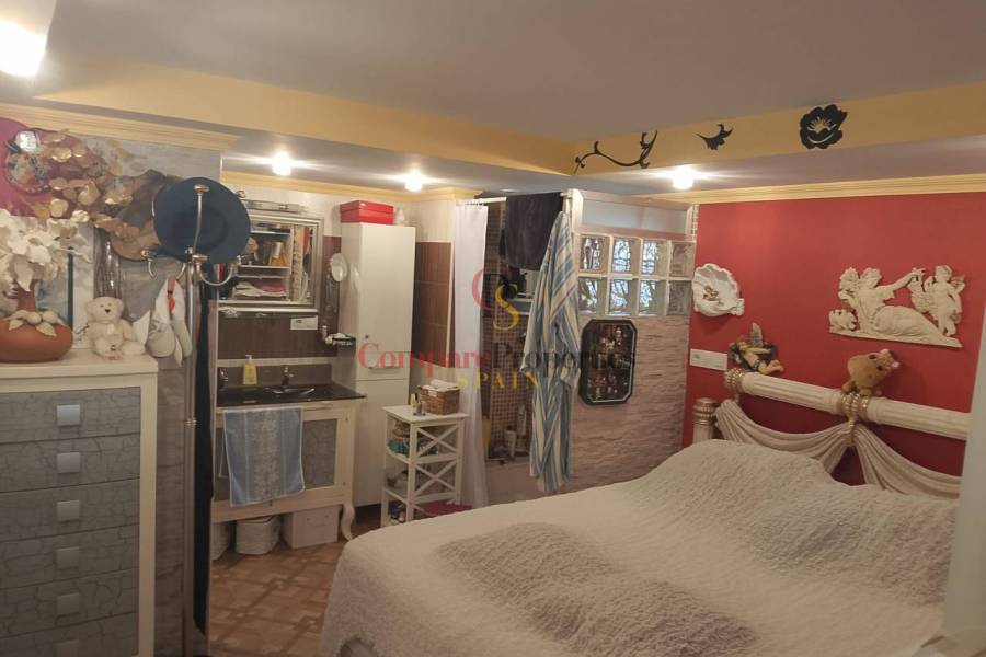 Sale - Apartment - Oliva - 