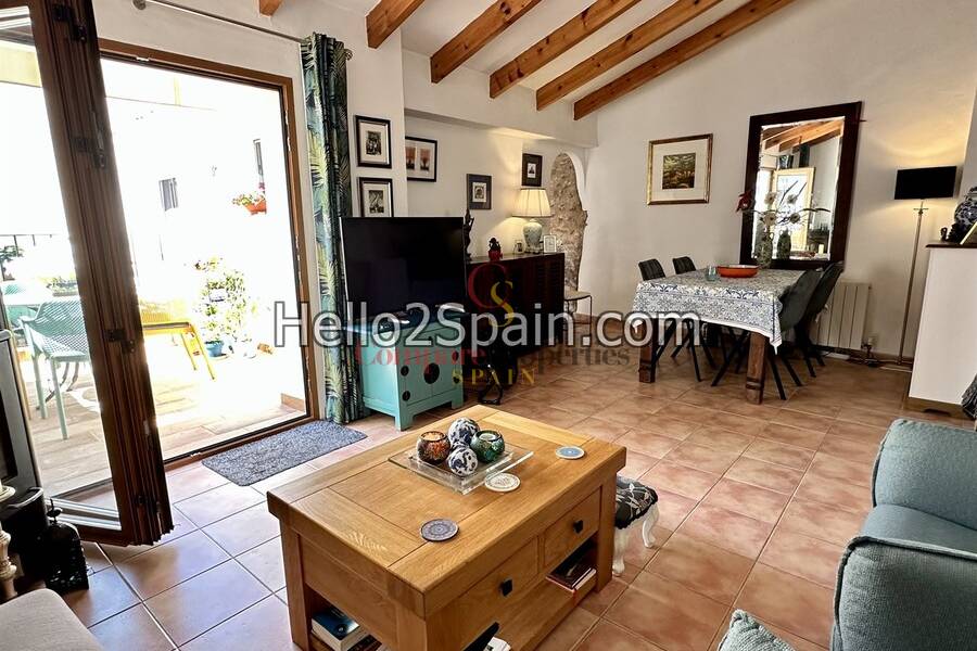 Sale - Townhouses - Forna