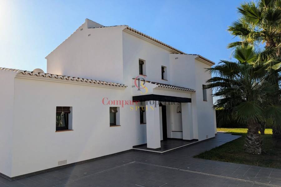 Sale - Villa - Moraira