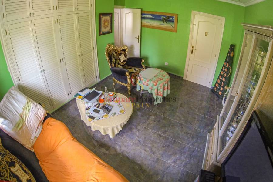 Sale - Villa - Dénia