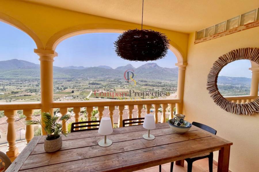 Sale - Townhouses - Jalon Valley - Urbanización