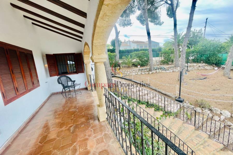 Vente - Villa - Jávea