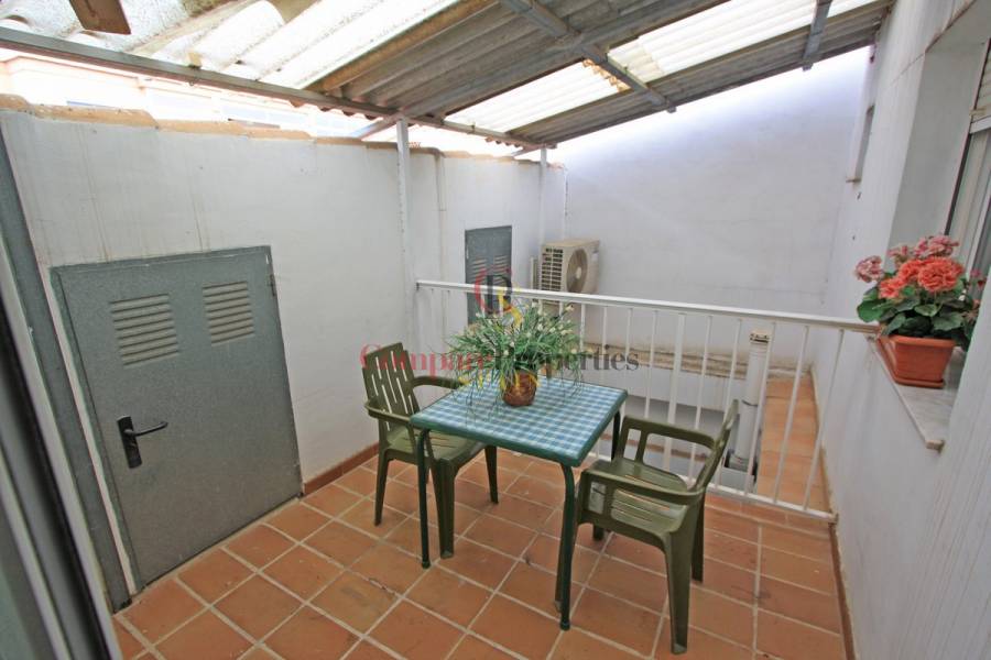 Verkauf - Semi-Detached Villa - Dénia - Casco urbano