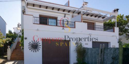 Townhouses - Sale - Dénia - Montgo