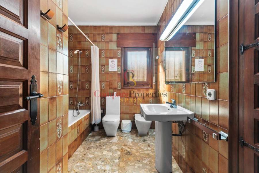 Sale - Villa - Benissa