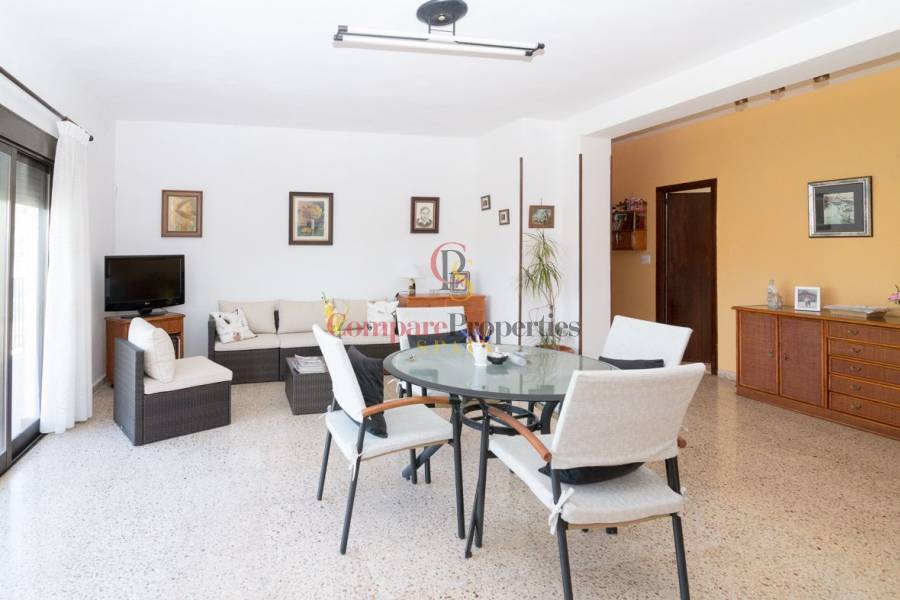 Sale - Villa - Dénia